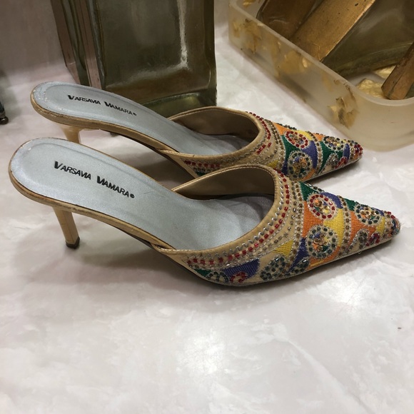 Heeled mule slippers, embroidery & beads, Size 6.5 - Picture 3 of 11